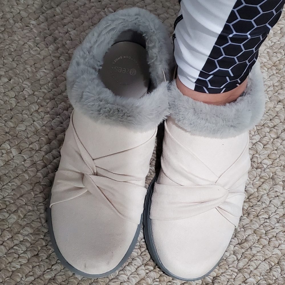 Bsees water resistant bootie